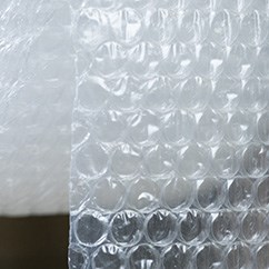 Clear bubble cushioning.
